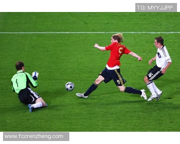 足球明星的传奇之路与荣耀时刻解析02-10赛事背后的故事与风云人物