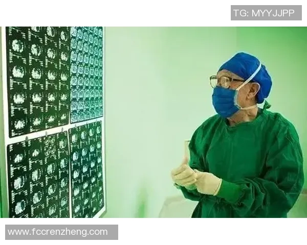 柳字足球明星的传奇之路与辉煌成就探秘